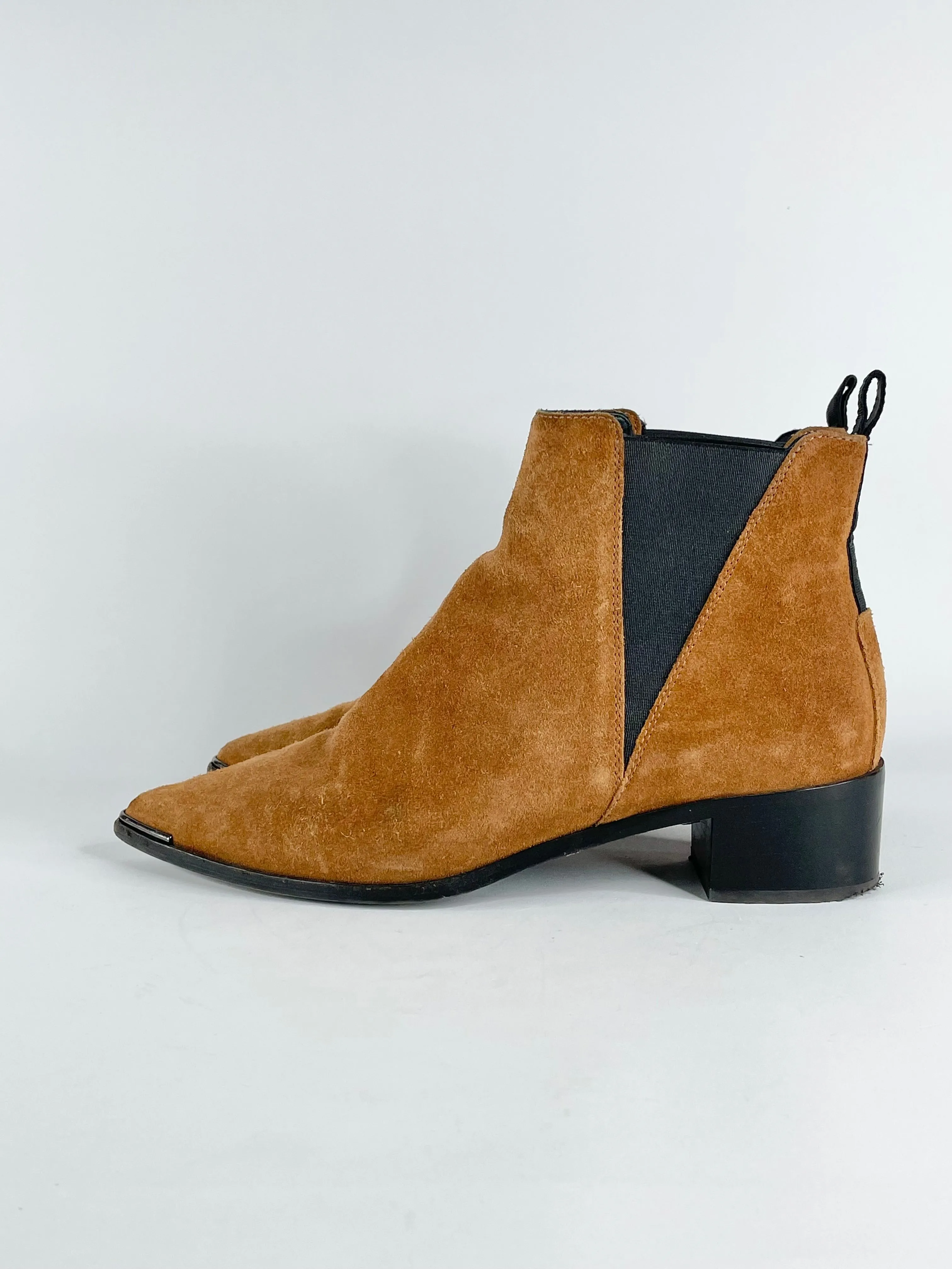 Acne Studios Tan Suede Jensen/Jenny Ankle Boots - EU40