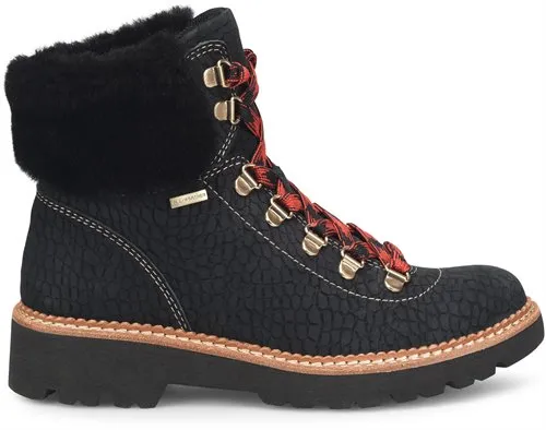 All-weather danie boot in black