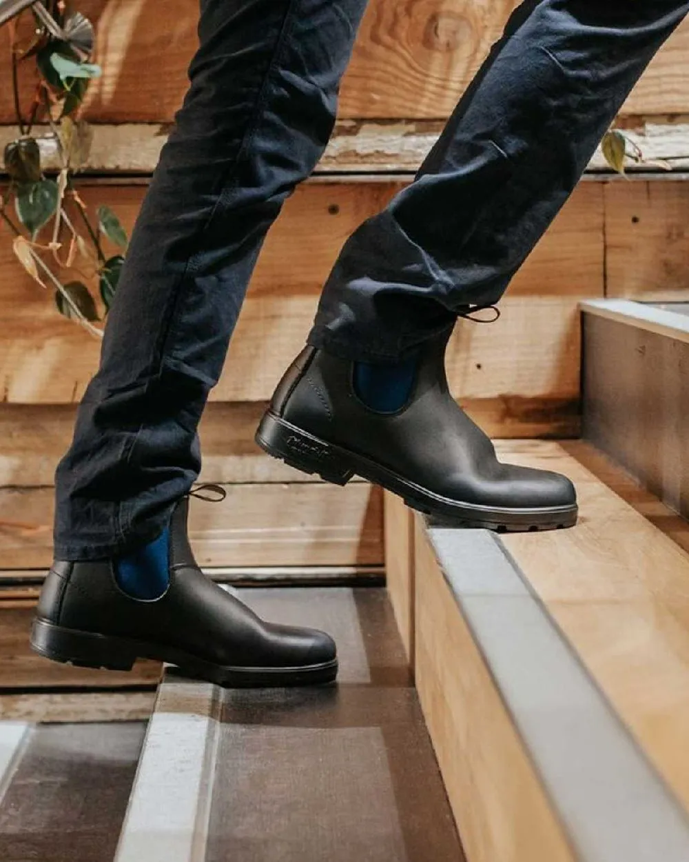 Blundstone 1917 Boots Black with Navy Elastic