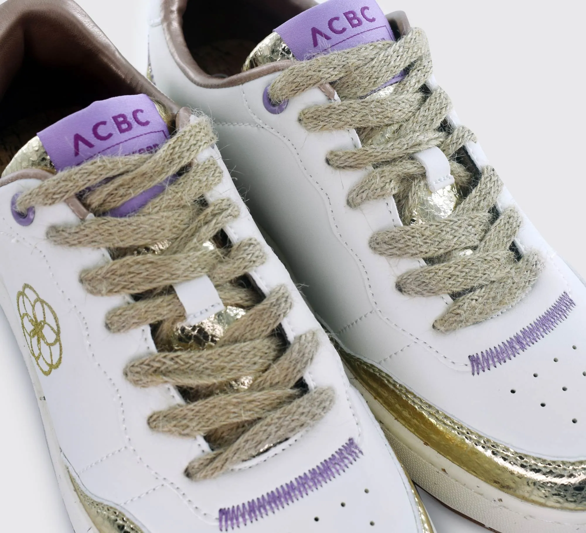 Evergreen Flower White Gold Purple