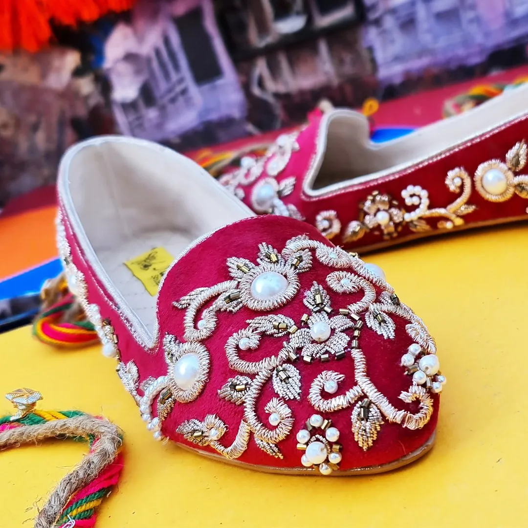 Red Hand Crafted Fancy & Comfortable Pumps For Women's