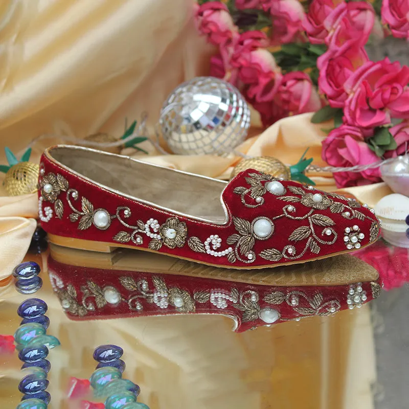 Red Hand Crafted Fancy & Comfortable Pumps For Women's