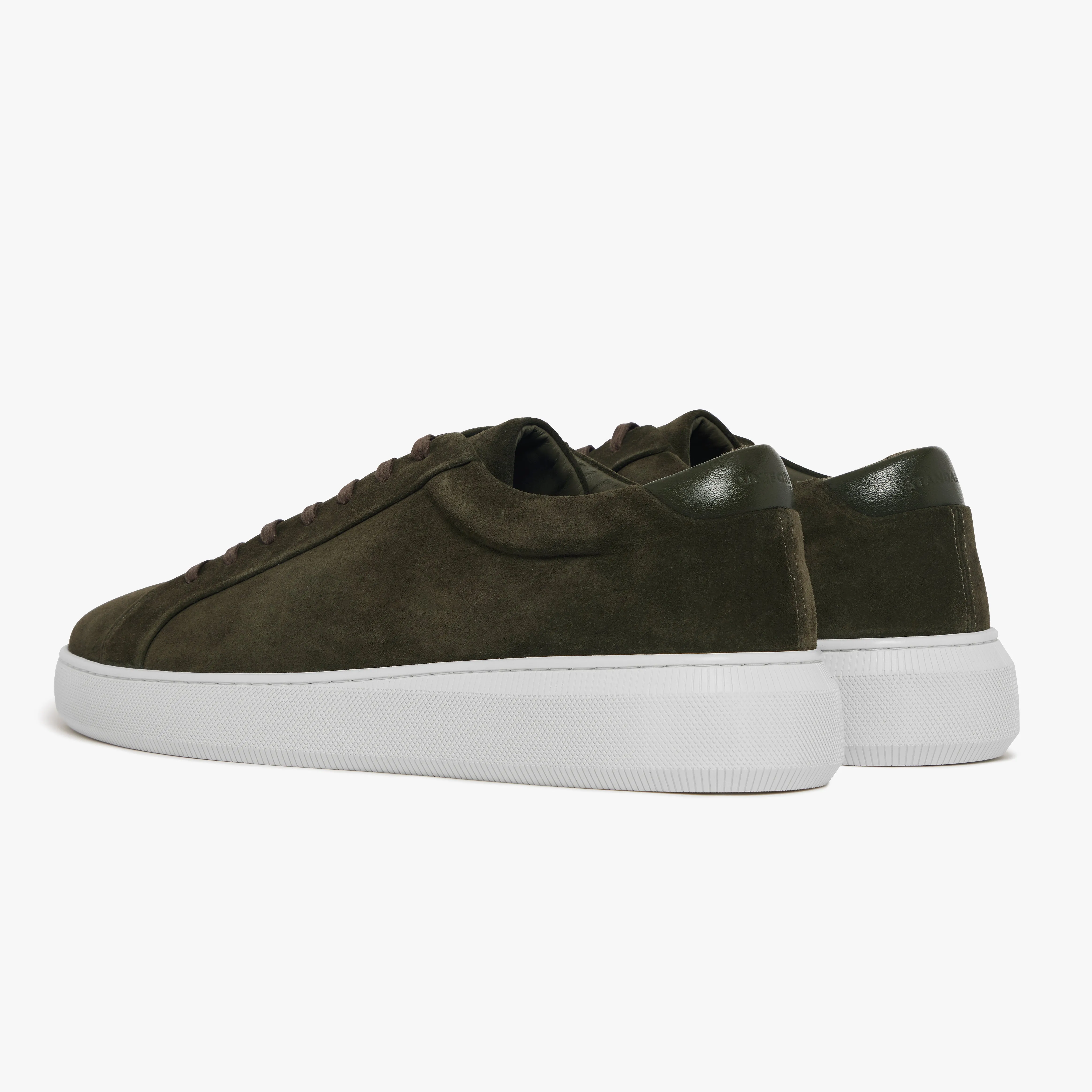 Series 8 Hunter Suede Mens