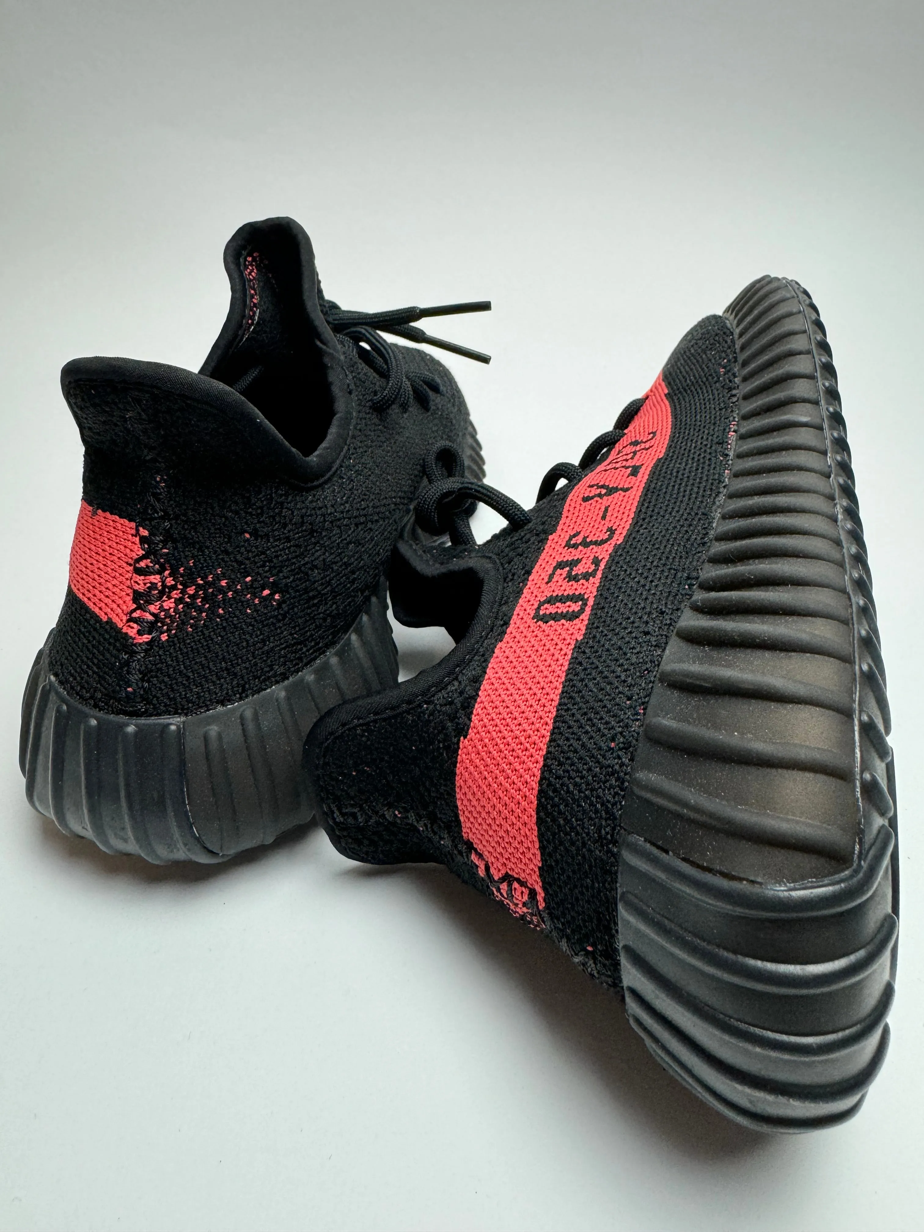 Yeezy Boost 350 V2 "Core Red"